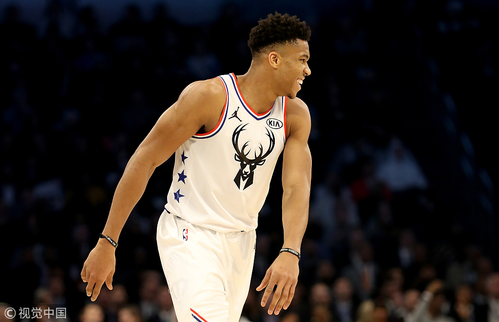 开云中国-穆古鲁扎焦点对战，字母哥与70激战公牛分钟，败北胜负难料！热度持续攀升-开云中国